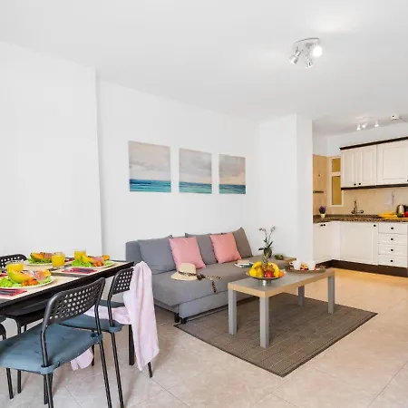 Appartement M03C Lovely And Central To Las Americas Arona (Tenerife)